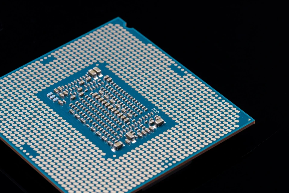 Intel Core i9 vs AMD Ryzen 9 - beste gaming processor